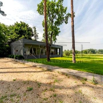 Конча-Заспа і Ходосівка Сучасний будинок з озером