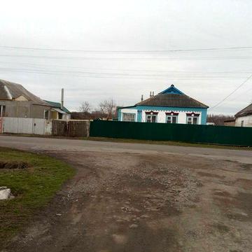 Продам будинок в селещи Сахновщщина.