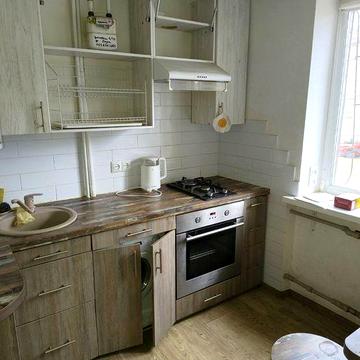 Продам 3х комнатную квартиру в районе проспекта Науки.