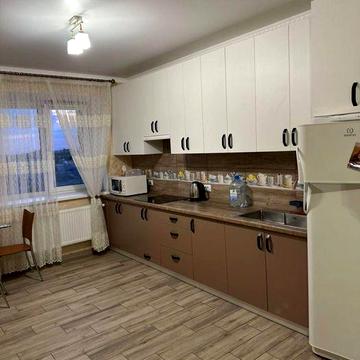 Оренда однокімнатної квартири в новобуді на Вишеньці, вулиця 600річчя