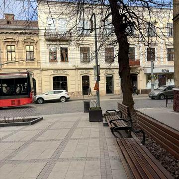 Продаж 2-х кімнатноі, центр