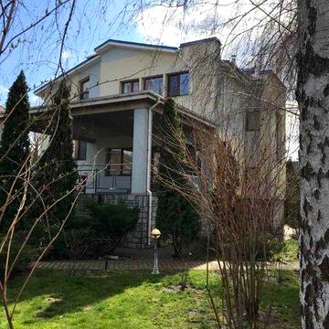 Коттедж 300м. Біля лісу. М Бориспільська. Власник.