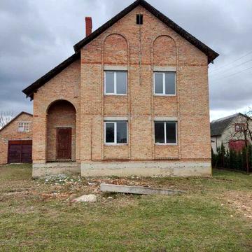 Просторий будинок | с. Рачин| Дубенський р-н