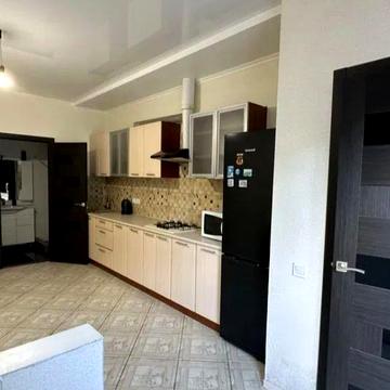 Просторный коттедж с ремонтом , 50 м, ул М. Аркаса