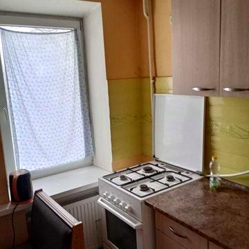 Квартира  з ремонтом, меблями та індивідуальним опаленням