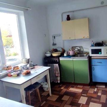 Продається півособняка р-н вулиць Сторожинецької та  О. Кошового