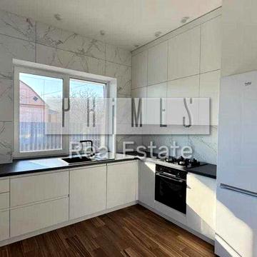 Продаж 4к будинку з ремонтом та меблями, вул. Вишнева, Гнідин