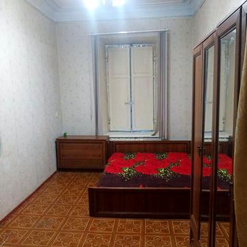 Сдам 3 х комн.кв. в центре  города у моря.