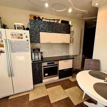 Продам 3 комн. квартиру. СОТОВЫЙ ПРОЕКТ. ул. Ак. Королева/Ак. Вильямса