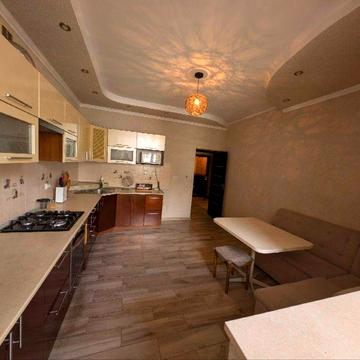 Здам чудову 3х кімнатну квартиру на Виставці з хорошим ремонтом!