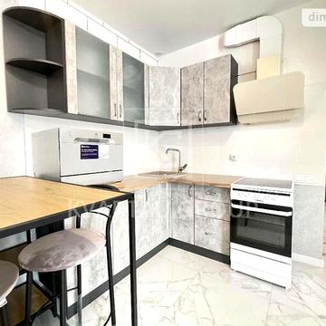 Довгострокова оренда 1к Квартира Університетська (Карла Маркса) вулиця