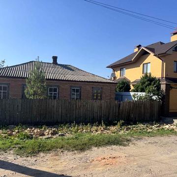 Продам будинок під реконструкцію