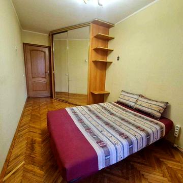 Здам в оренду 2-кімнатну квартиру по вул. Мудрака,23.