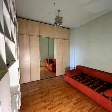 Продам 2-кімнатну квартиру  проспект Дмитра Яворницького,р-н вокзалу.