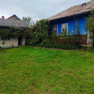 Продається господарство ,від міста 10 километрів .