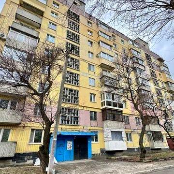 Продам 2 комнатную квартиру в самом сердце Левобережного 3.