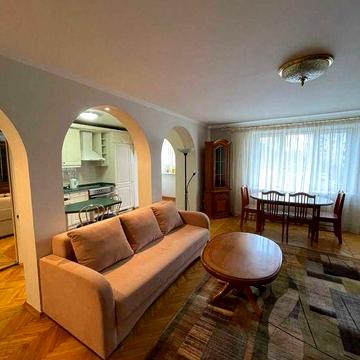 Оренда 2к квартири на просп. Академіка Корольова