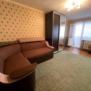 Сдам 3 комнатную квартиру на Черемушках( недалеко от Дома мебели)