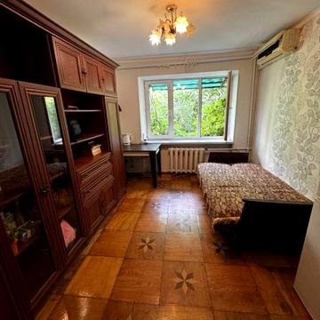 Продам 2 комнаты в коммунальной квартире