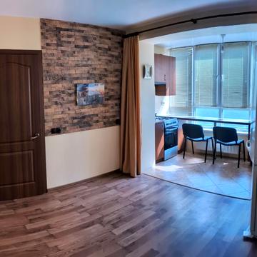 Волинська вул., 3