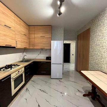 Оренда 2х кім. ЖК Лісовий р-н ТРЦ Голивуд