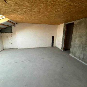 Кладовки в подарунок ! 3 кімнатна! Мінімальне оформлення !Без комісії!