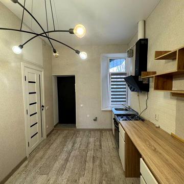 Продам 1ком в центре города