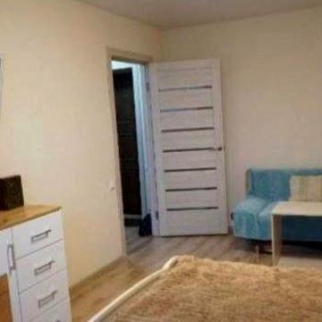 Здається 1кім квартира на Шкільному районі