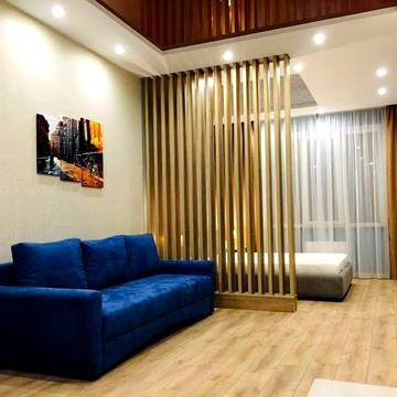 Кирило-Мефодіївська вул., 2