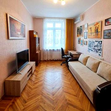 Продажа 2 комн квартиры в районе Холодной Горы