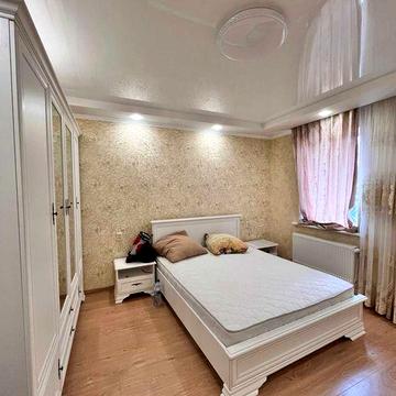 Сдается добротный дом с новым ремонтом на Артема, до 7 человек