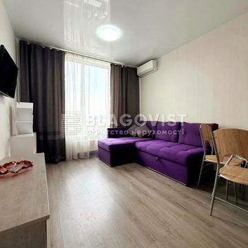 Соборності просп. (Воззєднання), 17 к2