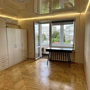 Довгострокова оренда 1к Квартира Сяйво вулиця