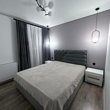 Сергія Корольова вул., 26