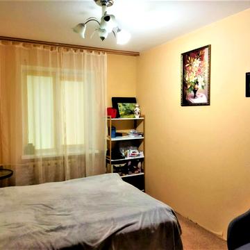 Центральна, 5