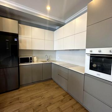 Саксаганського вул., 37-К