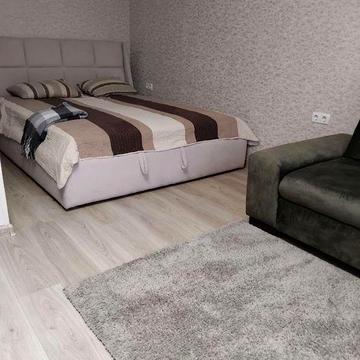 Аренда 1 к 40 м  Совиньон,ЖКАкадем городок, ремонт.