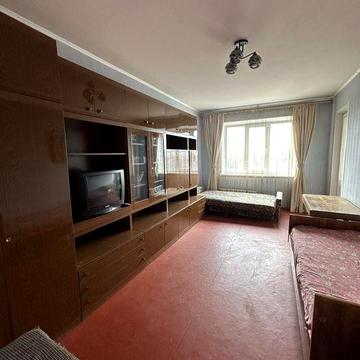 Оренда 2 кімнатна Пухова  Епіцентр Роща 7/8