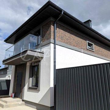 сучасний будинок у Петропавлівській Борщагівці площею 120 кв.м