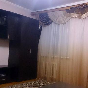 2 кімнатна квартира на Подолі