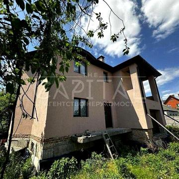 Продам будинок у відмінному місці на вул Миколи Міхновського,м Бровари