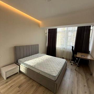 Оренда 1кім , вул В.Гаджеги, поряд парк