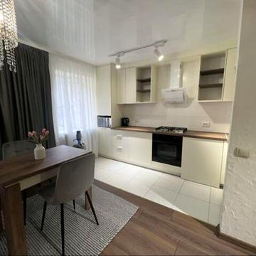 Здається 1 - кімнатна квартира по вул. Шашкевича, район Центр.