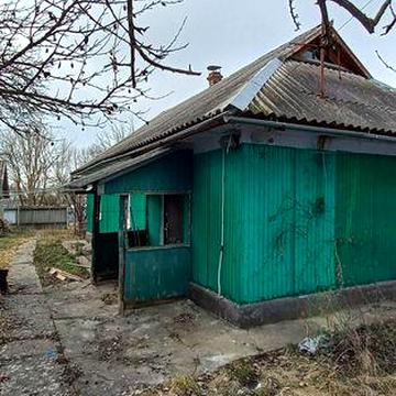 Продаж будинку з прямим виходом до водойми