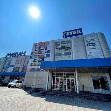 3-кім Проспект-АЛМА-АТИНСЬКА(ТЦ  МАЙДАН,McDonalds)повна комплектація