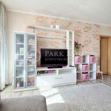 Продаж 3к Градинська 6а , Деснянський р-н , Троещина