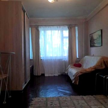 Сдам двух кімнату квартиру Павла Тичини 12а

Павла Тичини прос