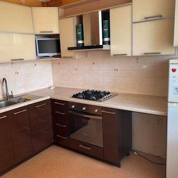 Сдам 2 комнатная квартира Жуковского. Капремонт.