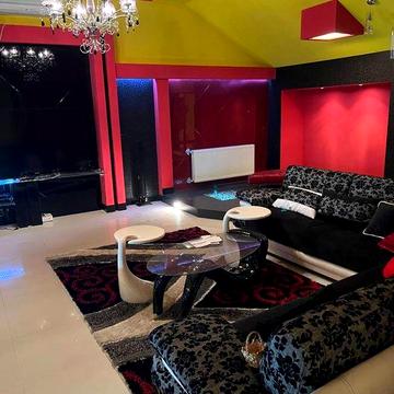 Квартира трьох-поверхова 270квм ЖК паркова