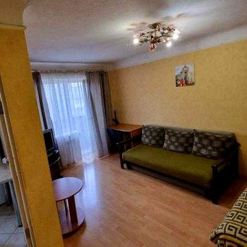 Продам 1к квартиру Новые дома Метро Дворец спорта 3й этаж\5ти